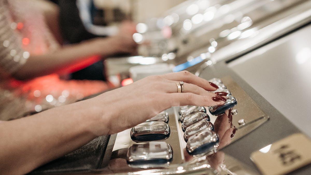 Risk Free Online Casino Games Explained — Canadian player guide