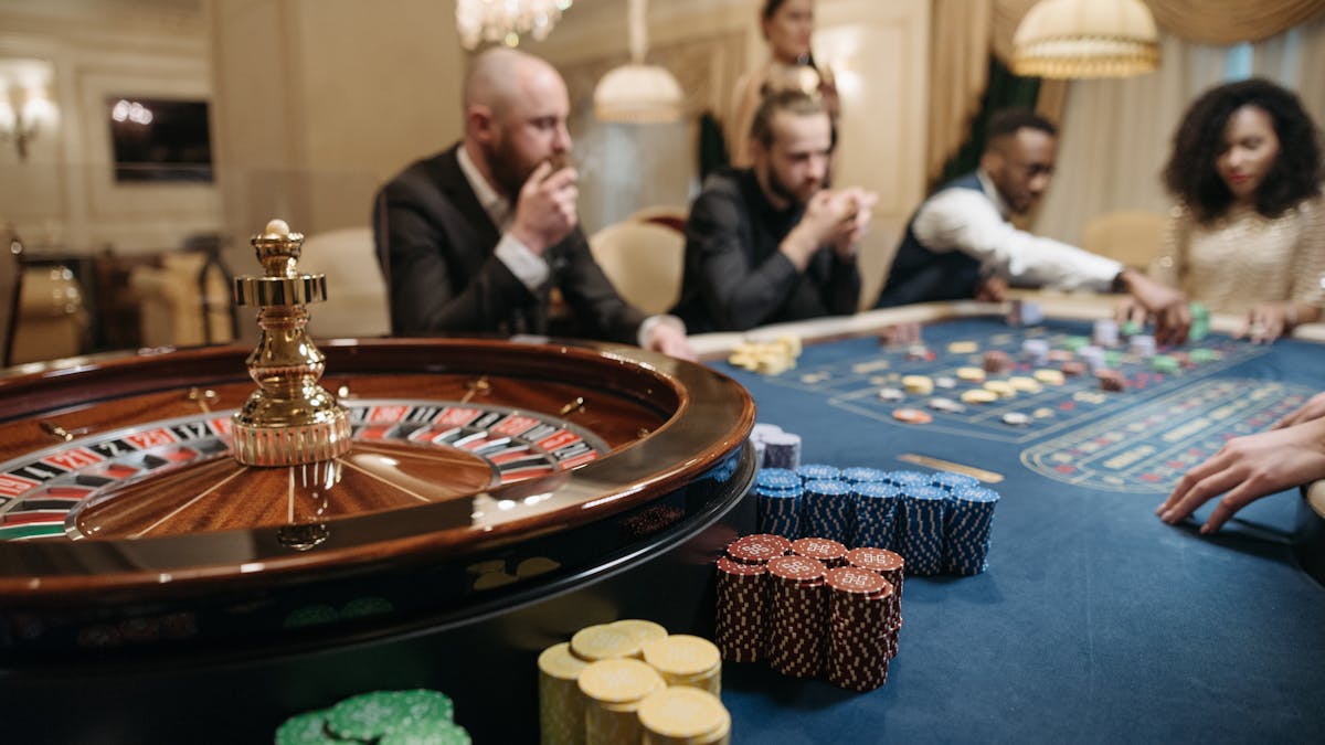 Role of Software Providers in Casinos — Canadian player guide